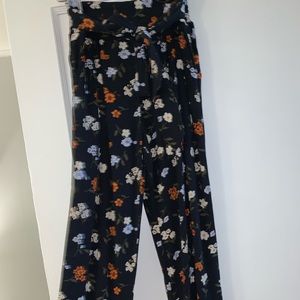 Soft flower pants with a matching fabric belt